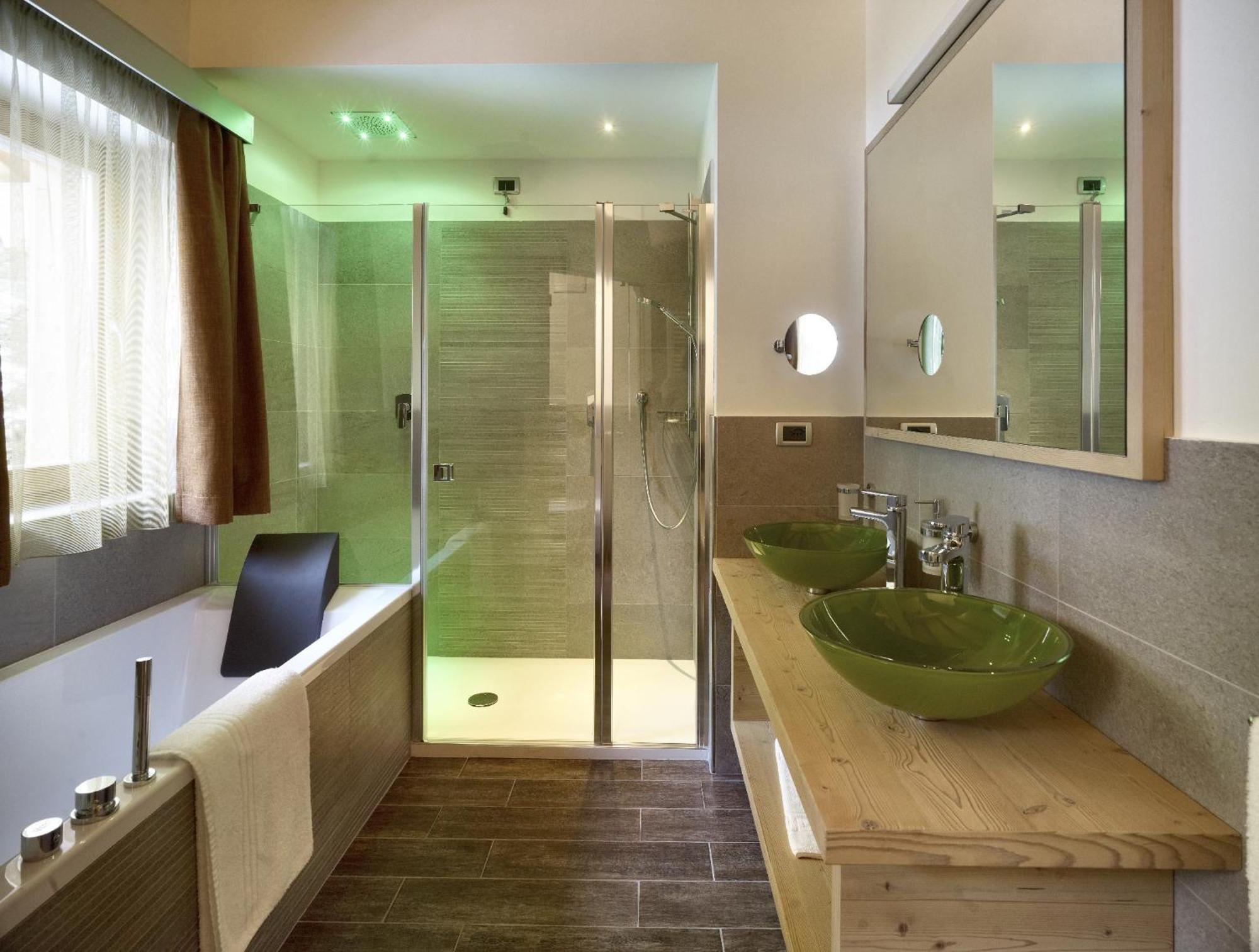 Color Home Suite Apartments Predazzo Exterior foto