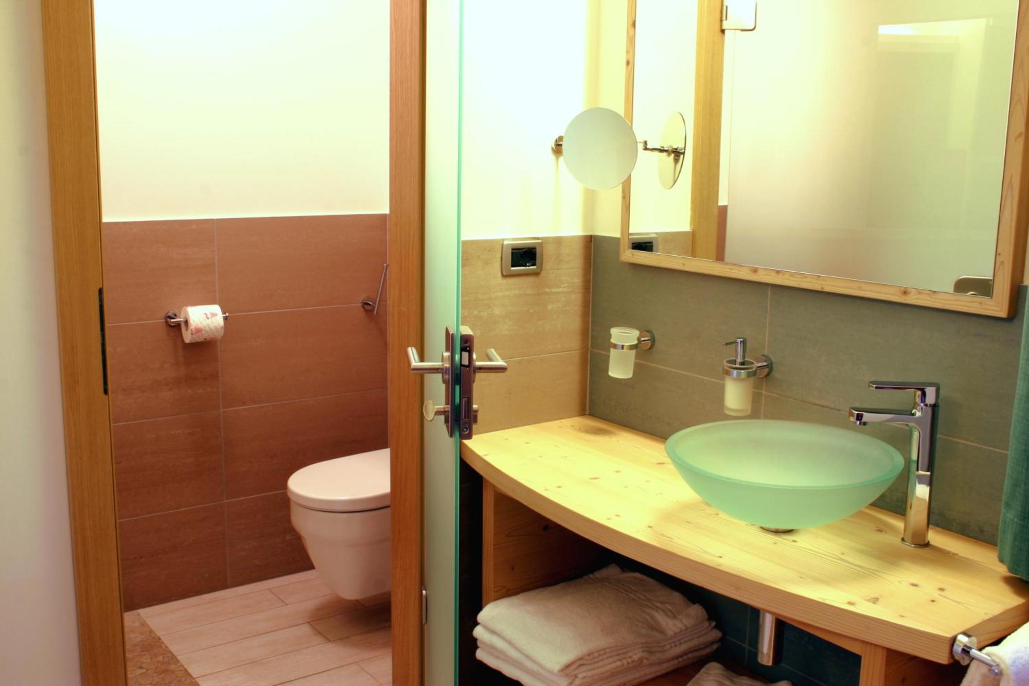 Color Home Suite Apartments Predazzo Exterior foto